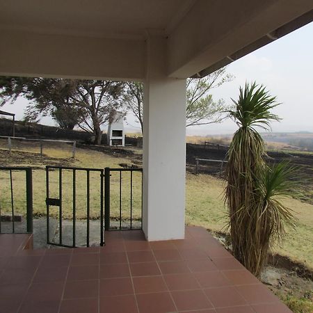 Villa Pumula Guest Farm Fouriesburg Esterno foto